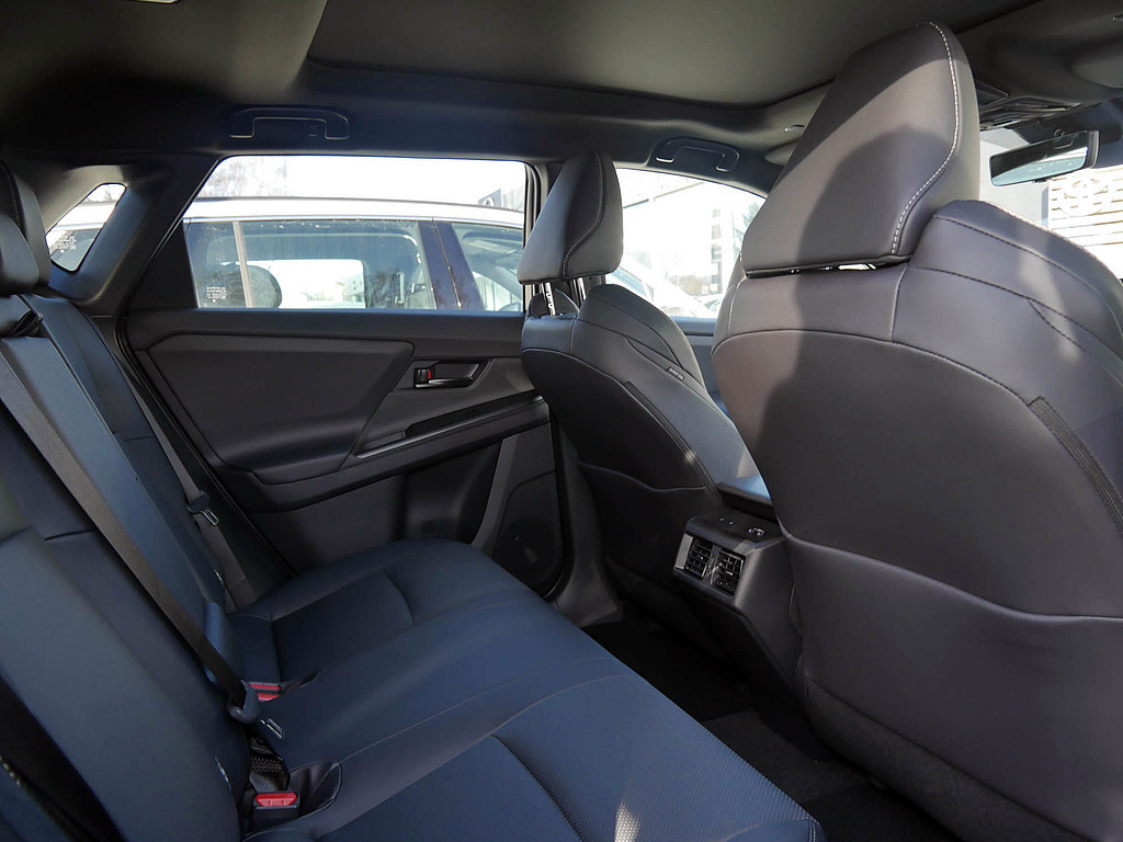 Fahrzeugansicht TOYOTA bZ4X AWD Lounge - Bild 41