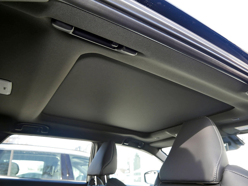 Fahrzeugansicht TOYOTA bZ4X AWD Lounge - Bild 42