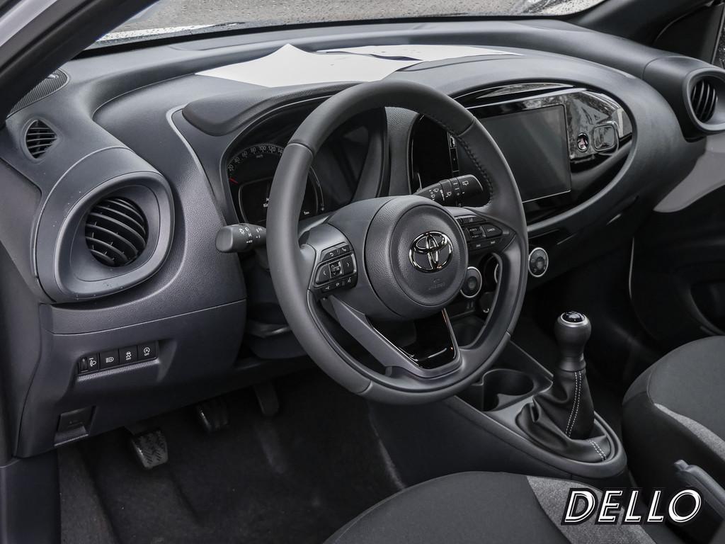 Fahrzeugansicht TOYOTA Aygo X 1.0 Play - Bild 26