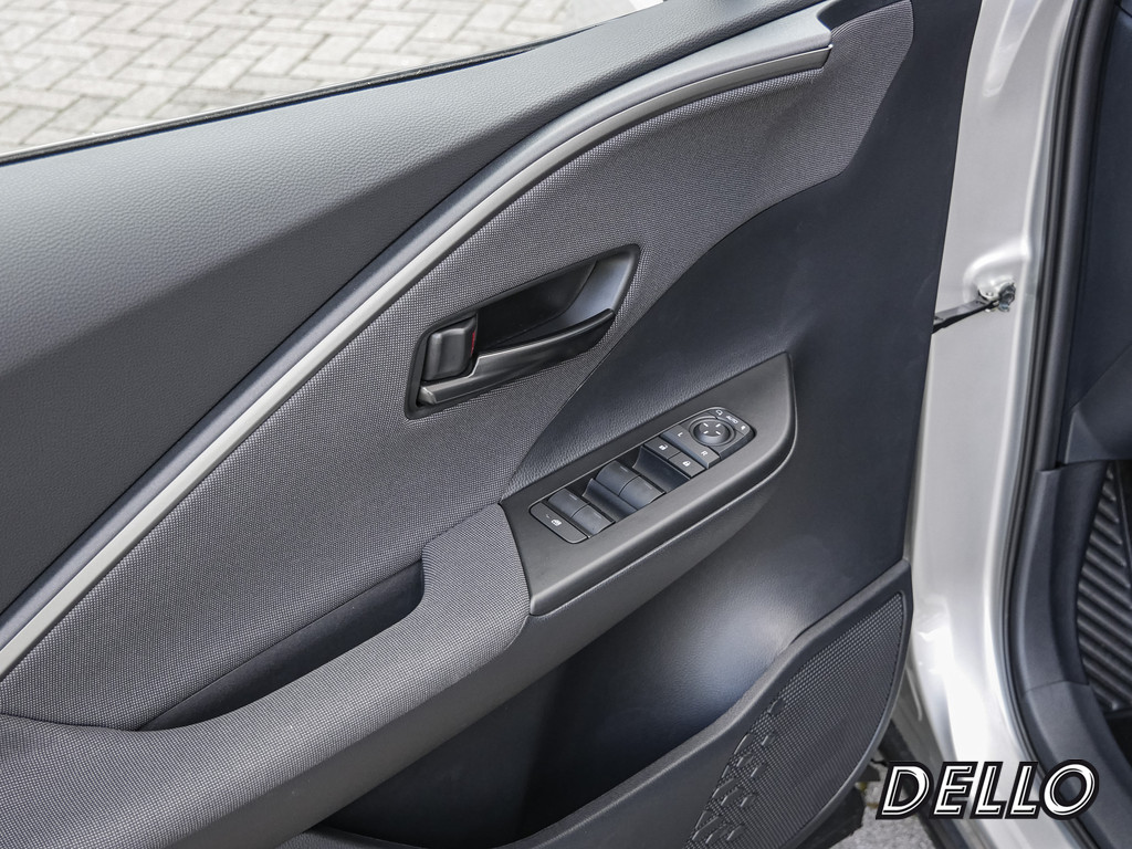 Fahrzeugansicht TOYOTA C-HR 1.8 Hybrid Teamplayer - Bild 32