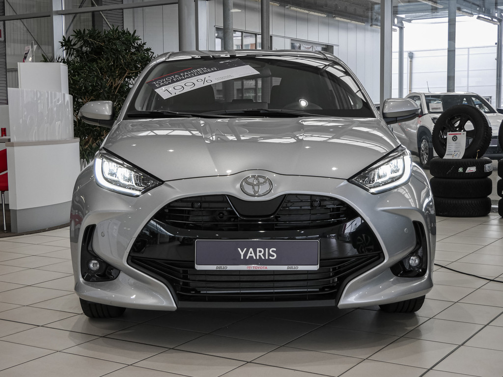 Fahrzeugansicht TOYOTA Yaris 1.5 Hybrid Teamplayer - Bild 12