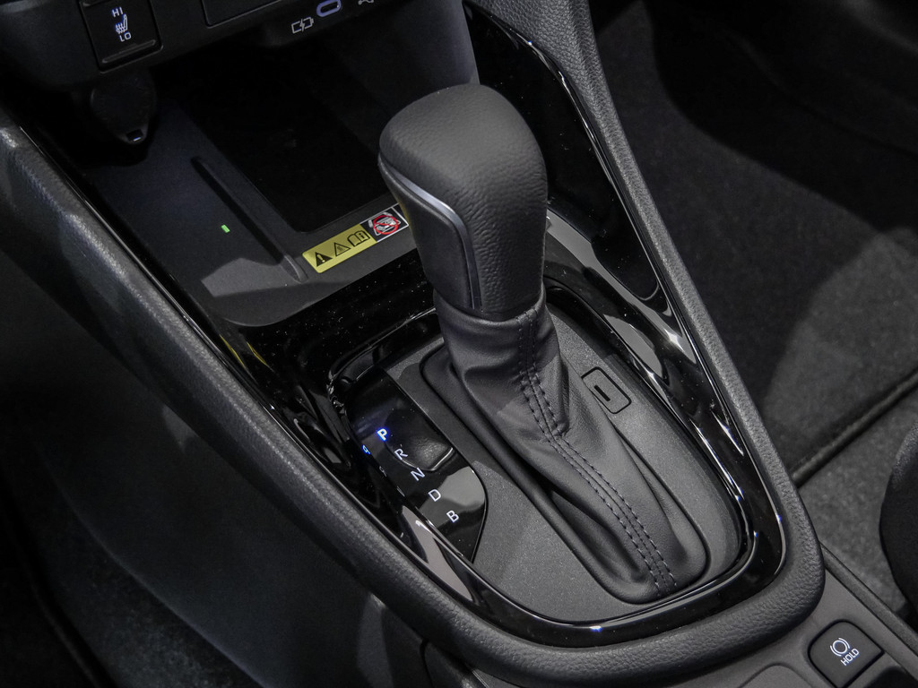 Fahrzeugansicht TOYOTA Yaris 1.5 Hybrid Teamplayer - Bild 19