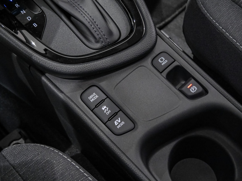 Fahrzeugansicht TOYOTA Yaris 1.5 Hybrid Teamplayer - Bild 20