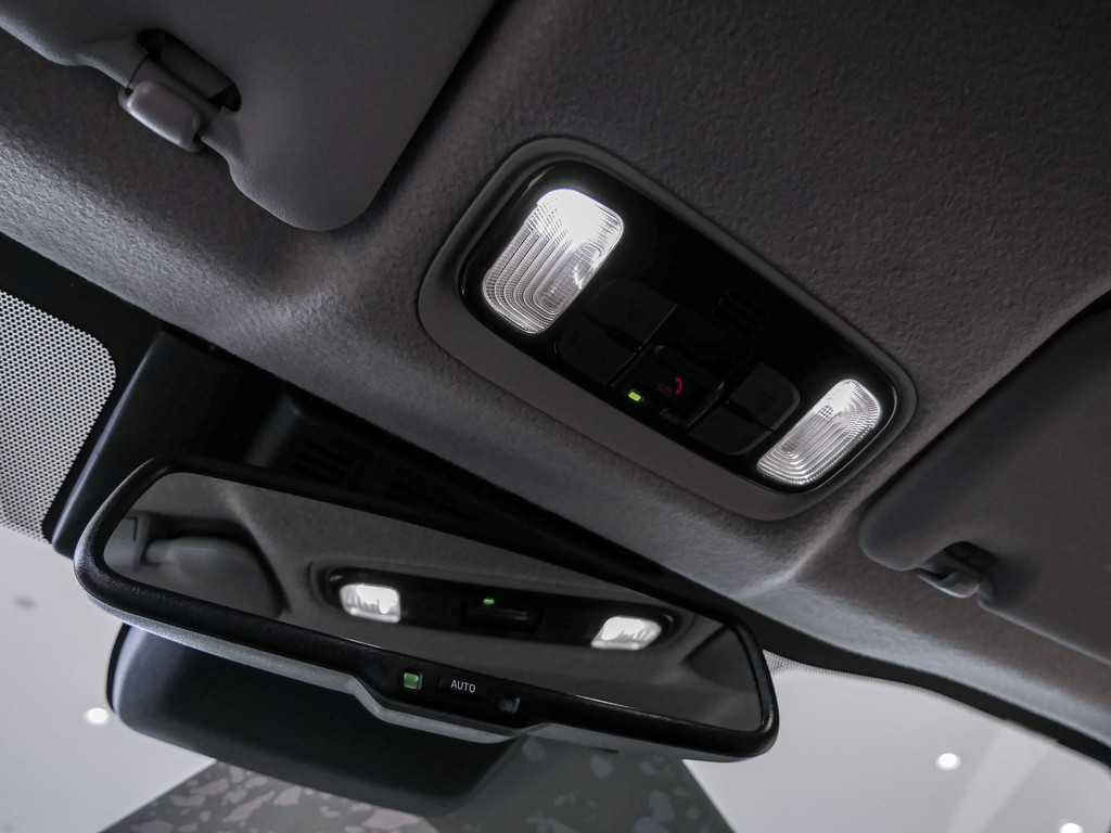 Fahrzeugansicht TOYOTA Yaris 1.5 Hybrid Teamplayer - Bild 22