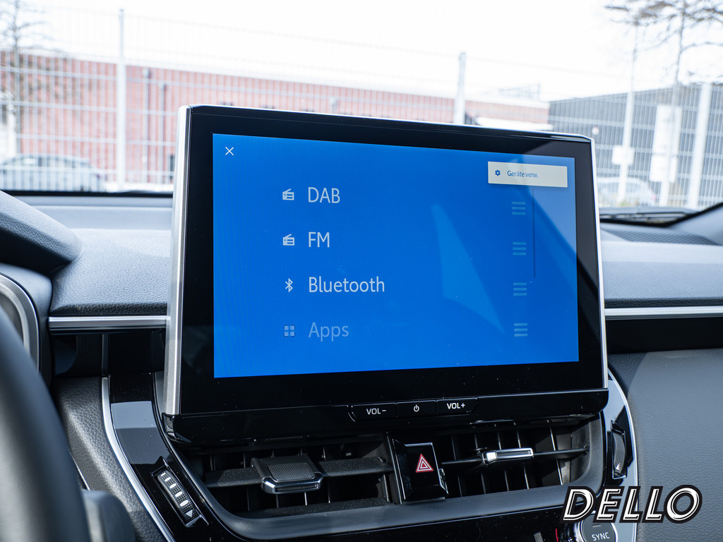 Fahrzeugansicht TOYOTA Corolla Cross 2.0 Hybrid FWD Team Deutschland - Bild 11