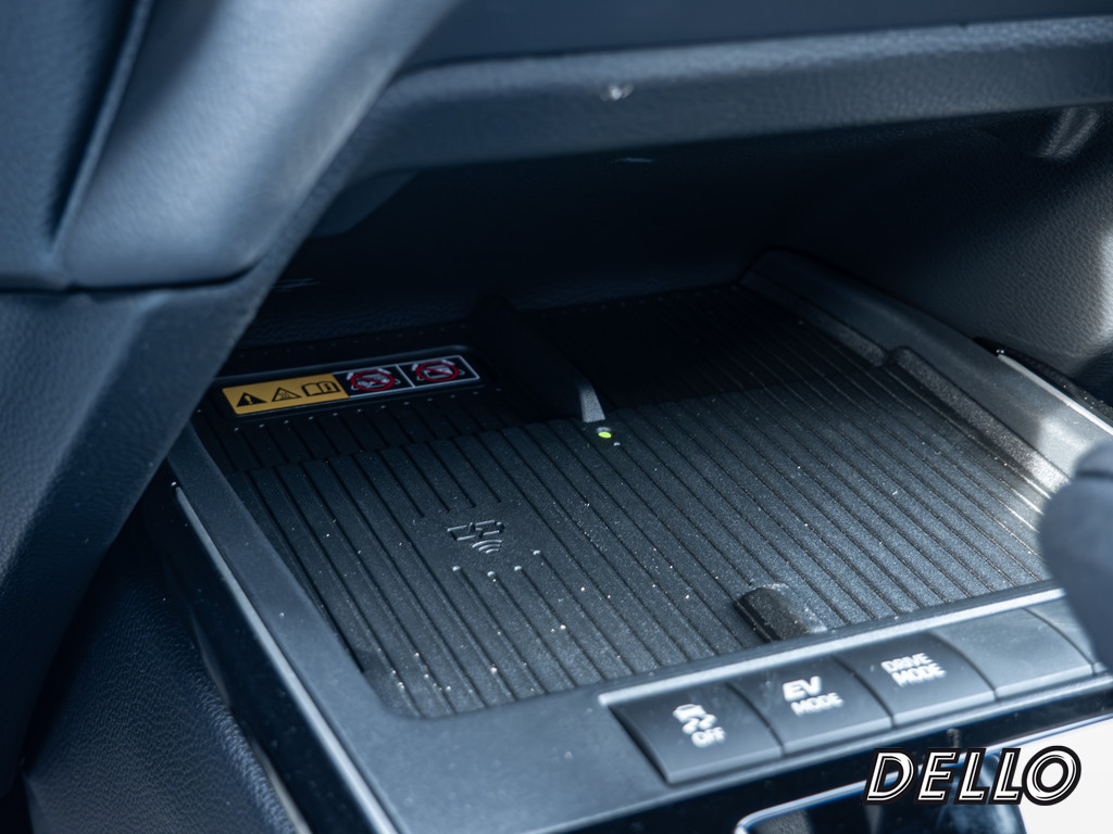 Fahrzeugansicht TOYOTA Corolla Cross 2.0 Hybrid FWD Team Deutschland - Bild 18