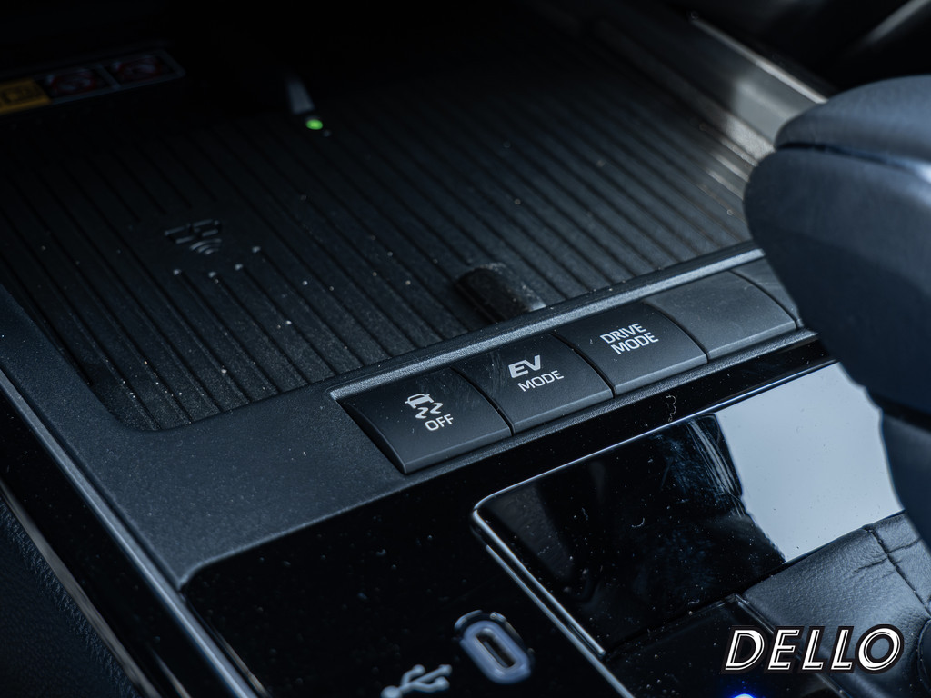 Fahrzeugansicht TOYOTA Corolla Cross 2.0 Hybrid FWD Team Deutschland - Bild 19