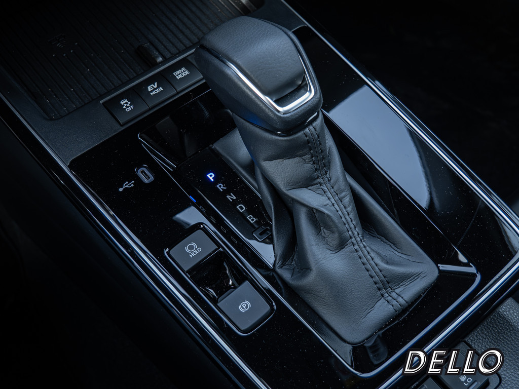 Fahrzeugansicht TOYOTA Corolla Cross 2.0 Hybrid FWD Team Deutschland - Bild 20