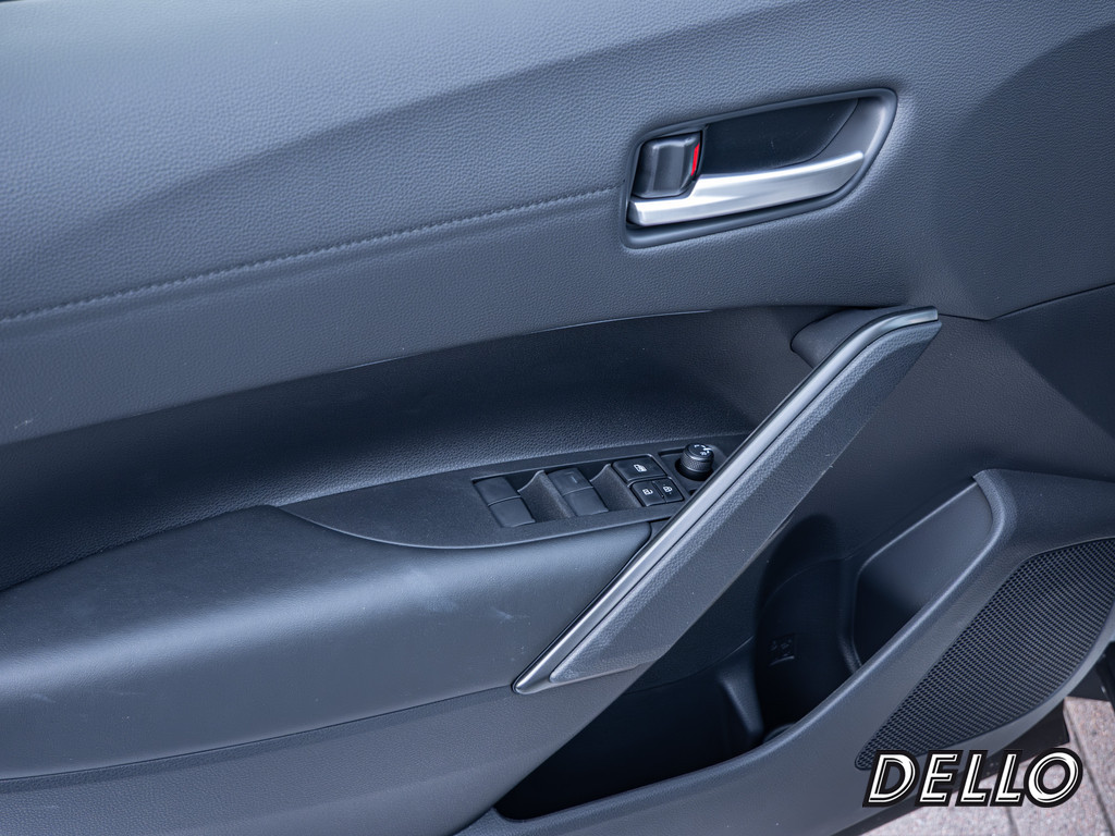 Fahrzeugansicht TOYOTA Corolla Cross 2.0 Hybrid FWD Team Deutschland - Bild 33