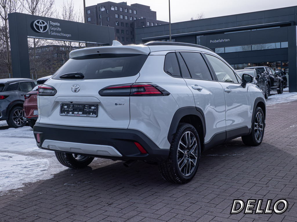 Fahrzeugansicht TOYOTA Corolla Cross 2.0 Hybrid FWD Team Deutschland - Bild 34