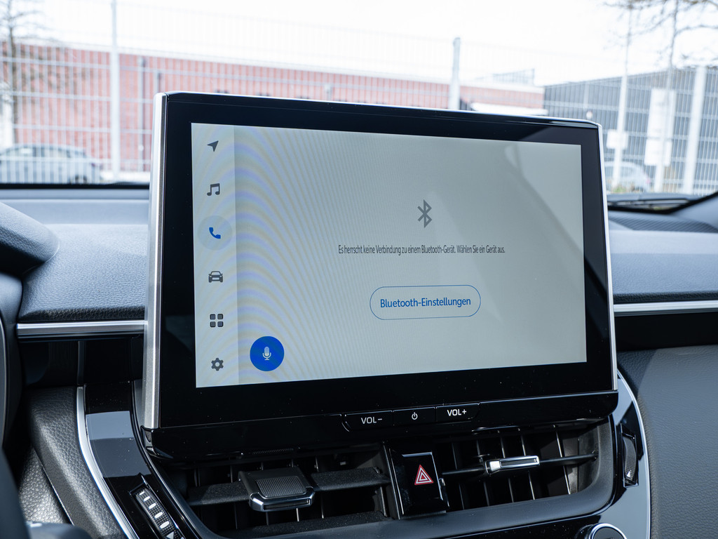 Fahrzeugansicht TOYOTA Corolla Cross 2.0 Hybrid FWD Team Deutschland - Bild 14