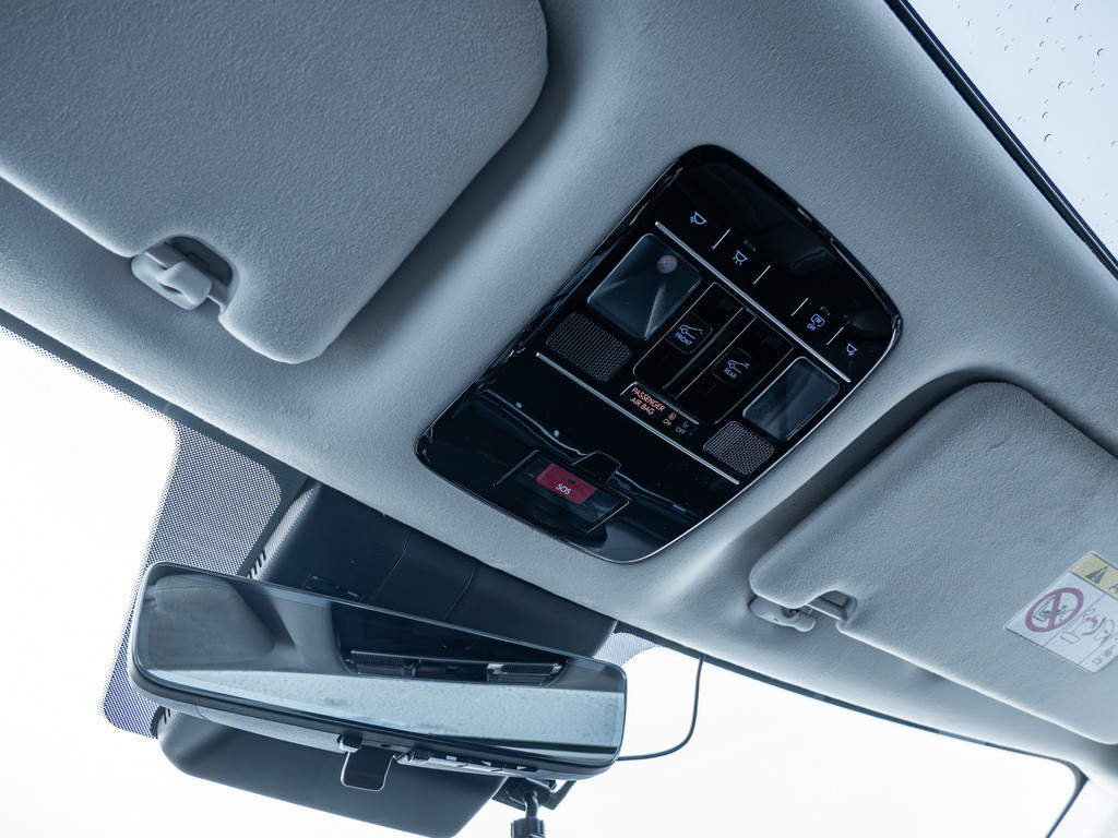 Fahrzeugansicht HYUNDAI Santa Fe 1.6 T-GDI Hybrid 158 kW 4WD Signature - Bild 25