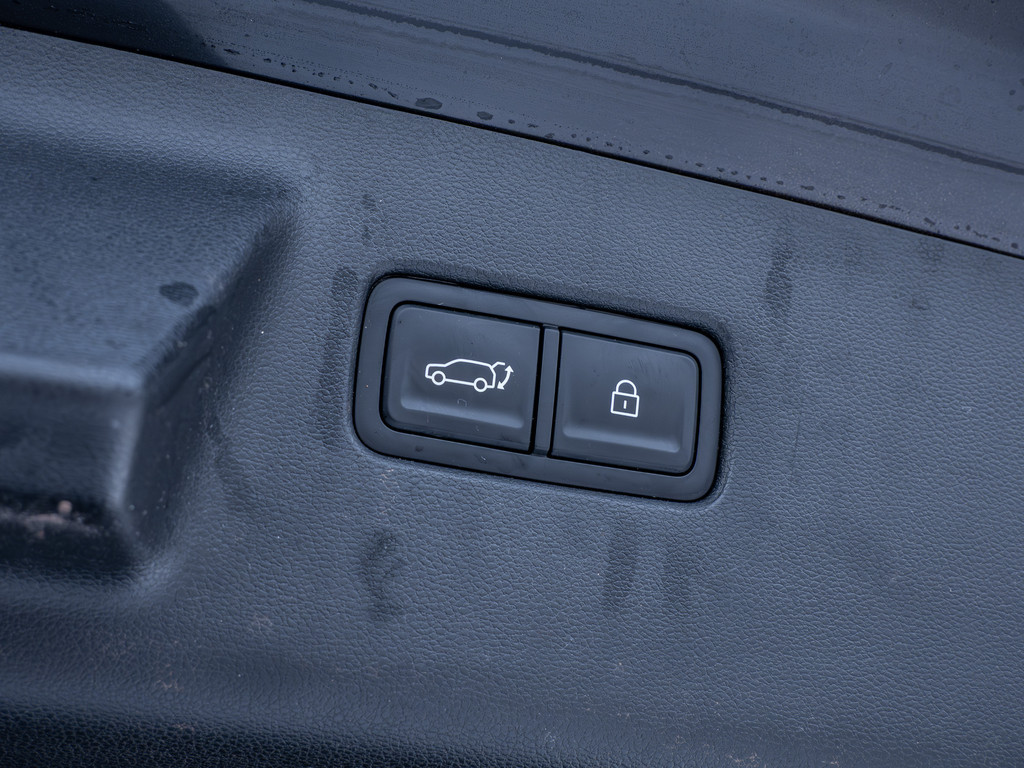 Fahrzeugansicht HYUNDAI Santa Fe 1.6 T-GDI Hybrid 158 kW 4WD Signature - Bild 7