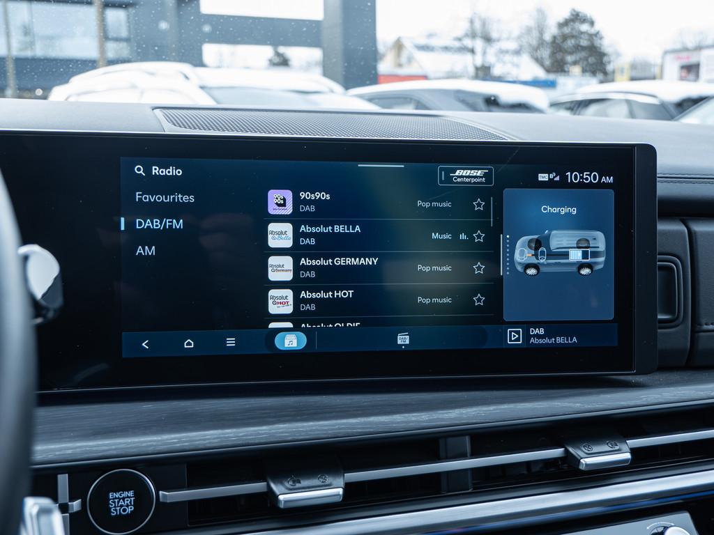 Fahrzeugansicht HYUNDAI Santa Fe 1.6 T-GDI Hybrid 158 kW 4WD Signature - Bild 18