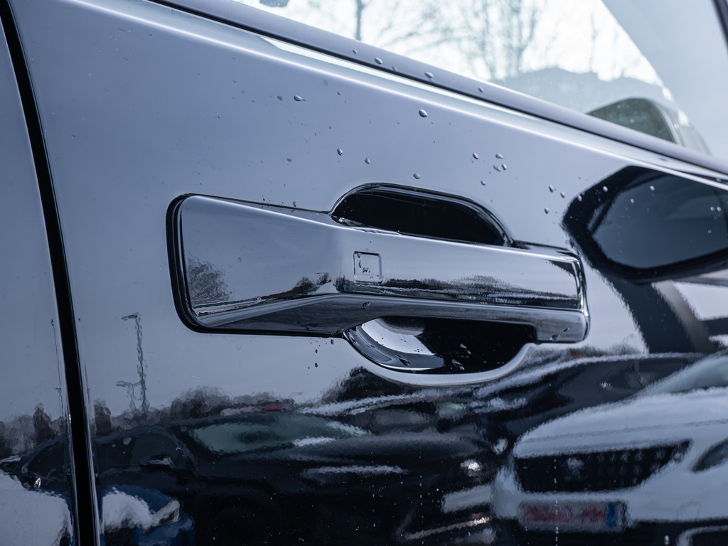 Fahrzeugansicht HYUNDAI Santa Fe 1.6 T-GDI Hybrid 158 kW 4WD Signature - Bild 44