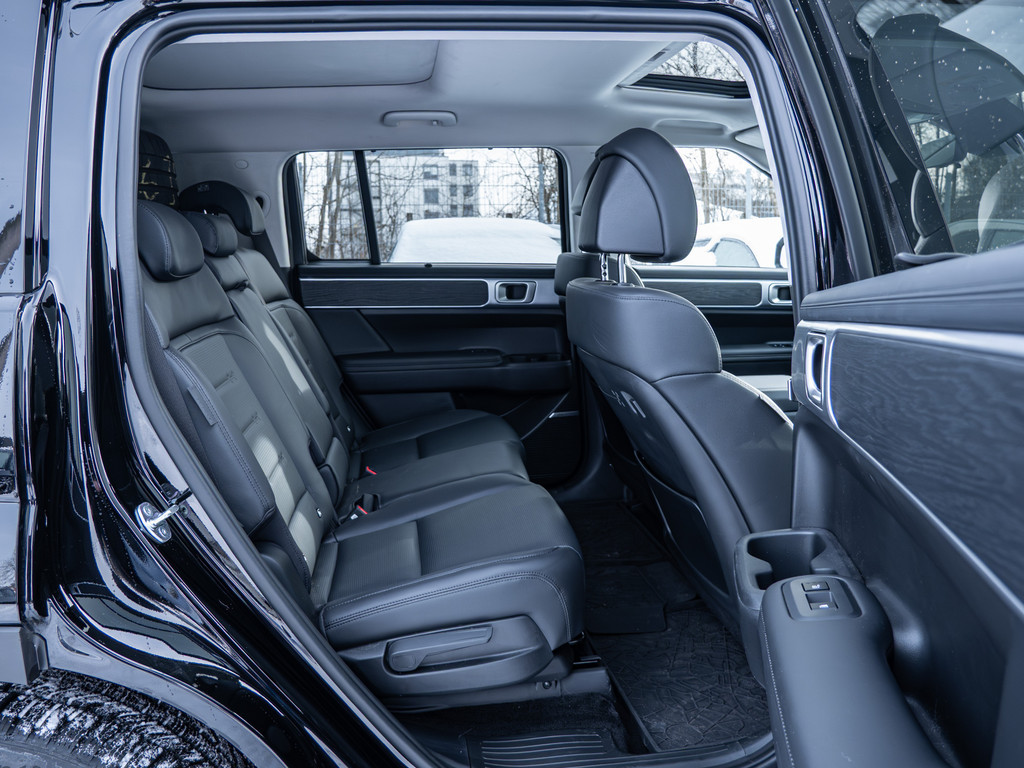 Fahrzeugansicht HYUNDAI Santa Fe 1.6 T-GDI Hybrid 158 kW 4WD Signature - Bild 47