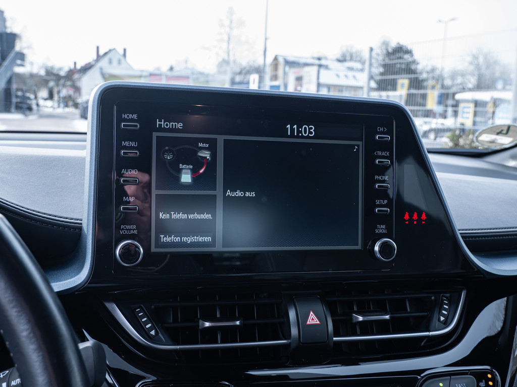 Fahrzeugansicht TOYOTA C-HR 2.0 Hybrid Team D - Bild 14