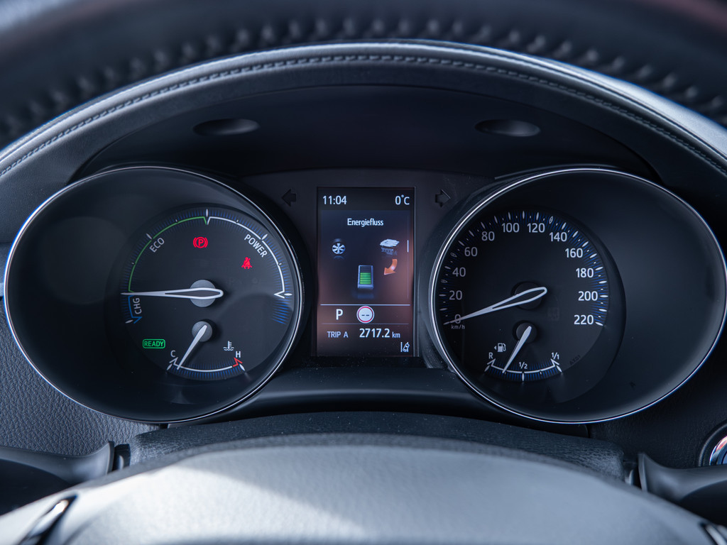 Fahrzeugansicht TOYOTA C-HR 2.0 Hybrid Team D - Bild 22