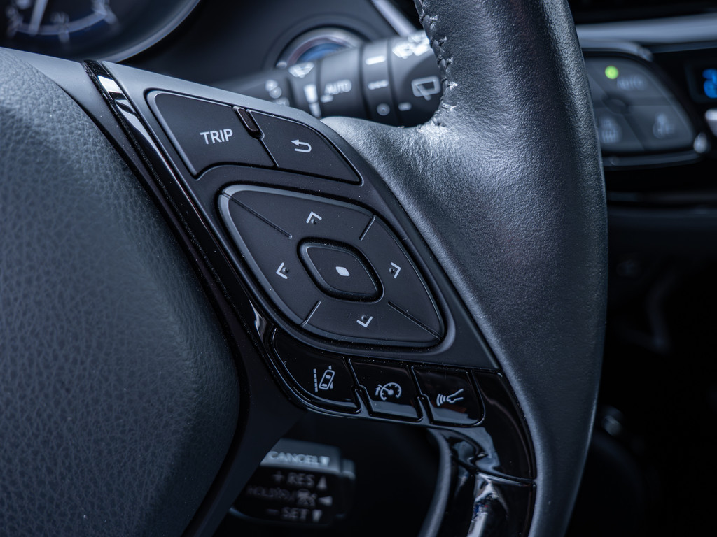 Fahrzeugansicht TOYOTA C-HR 2.0 Hybrid Team D - Bild 27