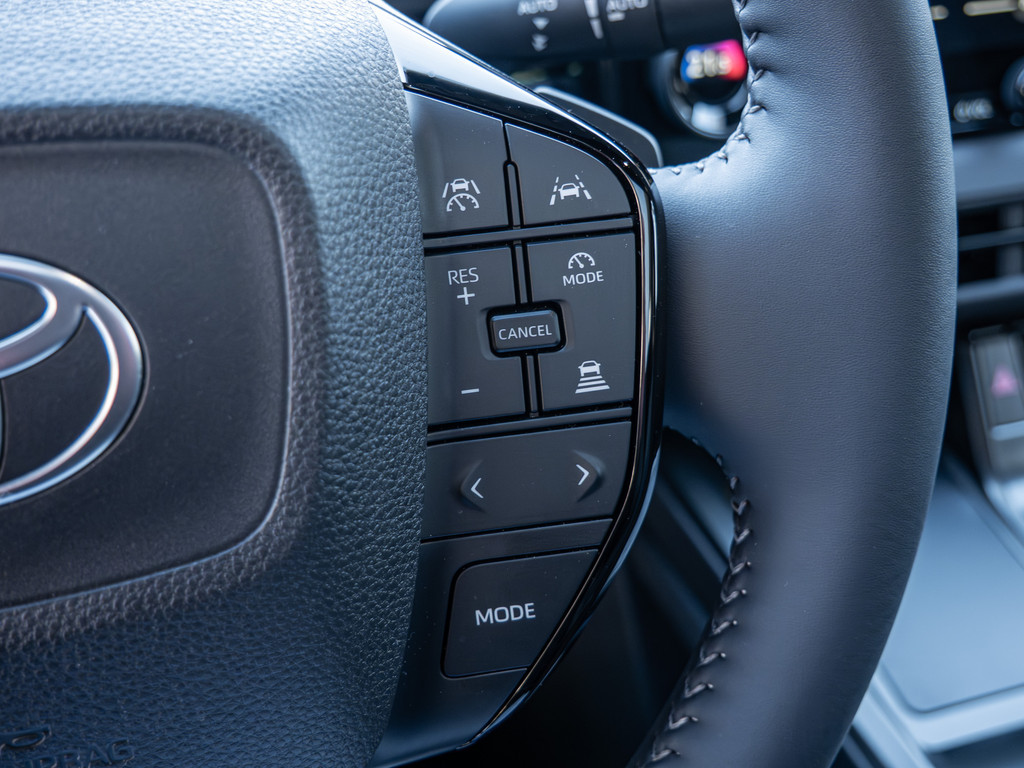 Fahrzeugansicht TOYOTA bZ4X AWD Lounge - Bild 26