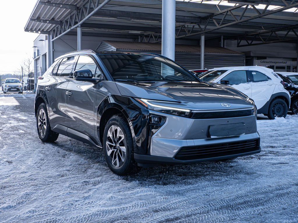 Fahrzeugansicht TOYOTA bZ4X AWD Lounge - Bild 23