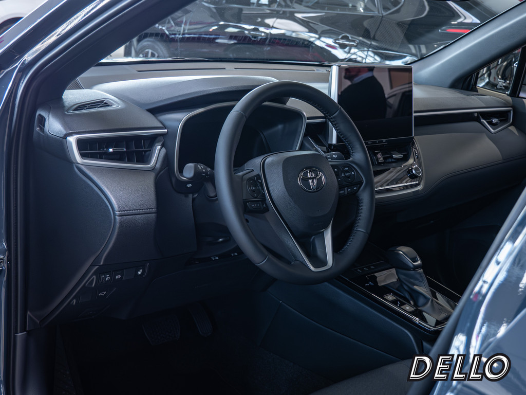 Fahrzeugansicht TOYOTA Corolla Cross 2.0 Hybrid FWD Team Deutschland - Bild 26