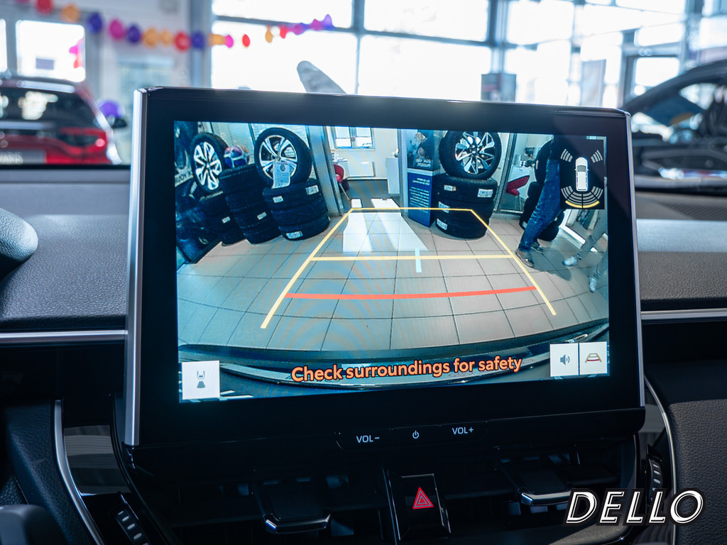 Fahrzeugansicht TOYOTA Corolla Cross 2.0 Hybrid FWD Team Deutschland - Bild 11