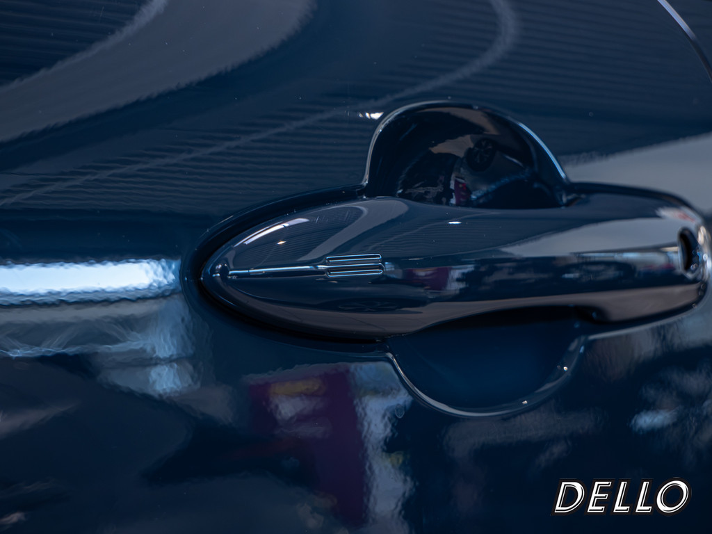 Fahrzeugansicht TOYOTA Corolla Cross 2.0 Hybrid FWD Team Deutschland - Bild 36