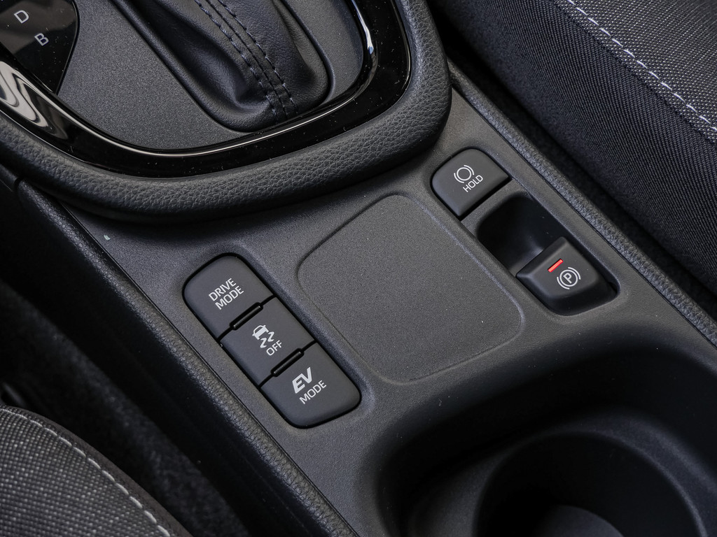 Fahrzeugansicht TOYOTA Yaris 1.5 Hybrid Teamplayer - Bild 20