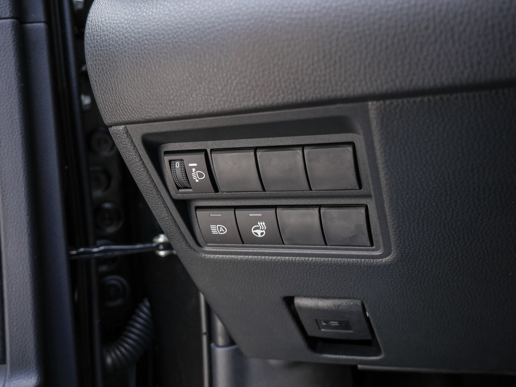 Fahrzeugansicht TOYOTA Yaris 1.5 Hybrid Teamplayer - Bild 31