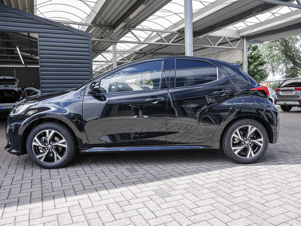 Fahrzeugansicht TOYOTA Yaris 1.5 Hybrid Teamplayer - Bild 40