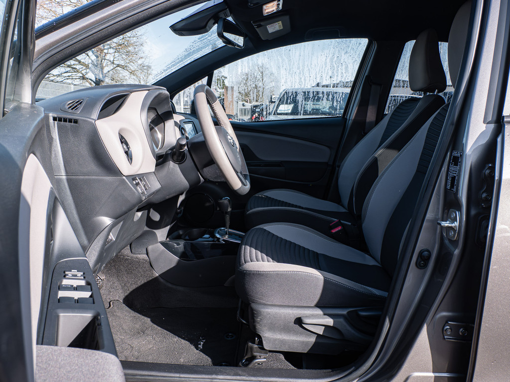 Fahrzeugansicht TOYOTA Yaris 1.5 Hybrid Style Selection - Bild 3