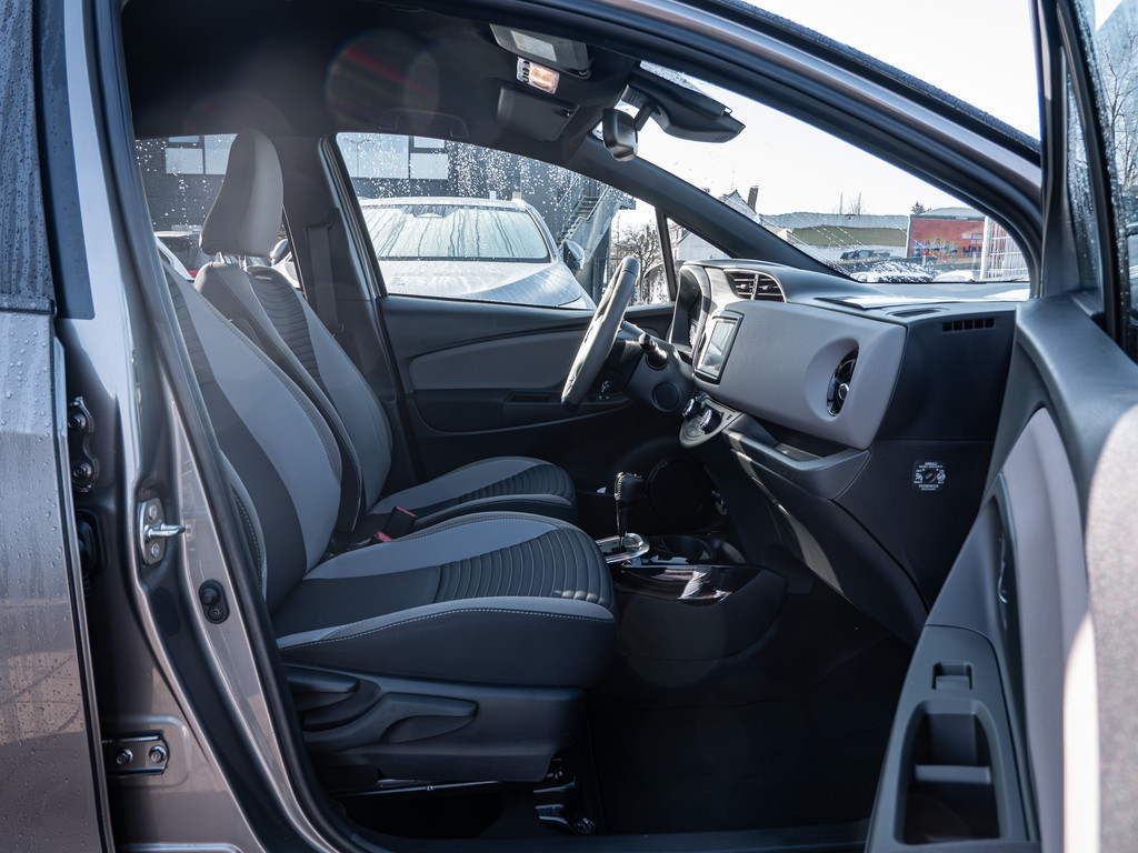 Fahrzeugansicht TOYOTA Yaris 1.5 Hybrid Style Selection - Bild 4