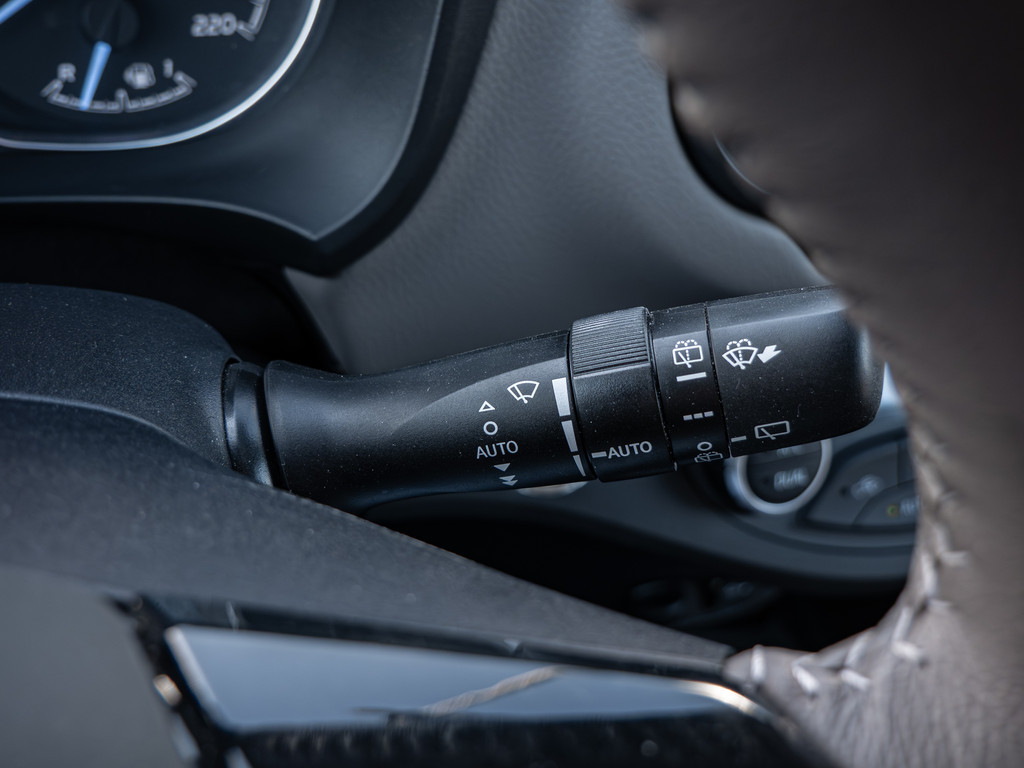 Fahrzeugansicht TOYOTA Yaris 1.5 Hybrid Style Selection - Bild 26