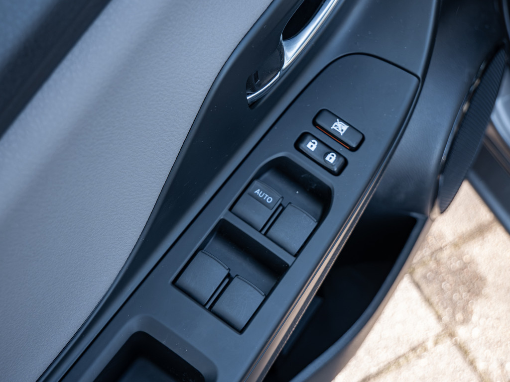 Fahrzeugansicht TOYOTA Yaris 1.5 Hybrid Style Selection - Bild 39