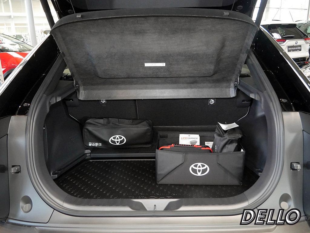 Fahrzeugansicht TOYOTA C-HR+ Lounge - Bild 5