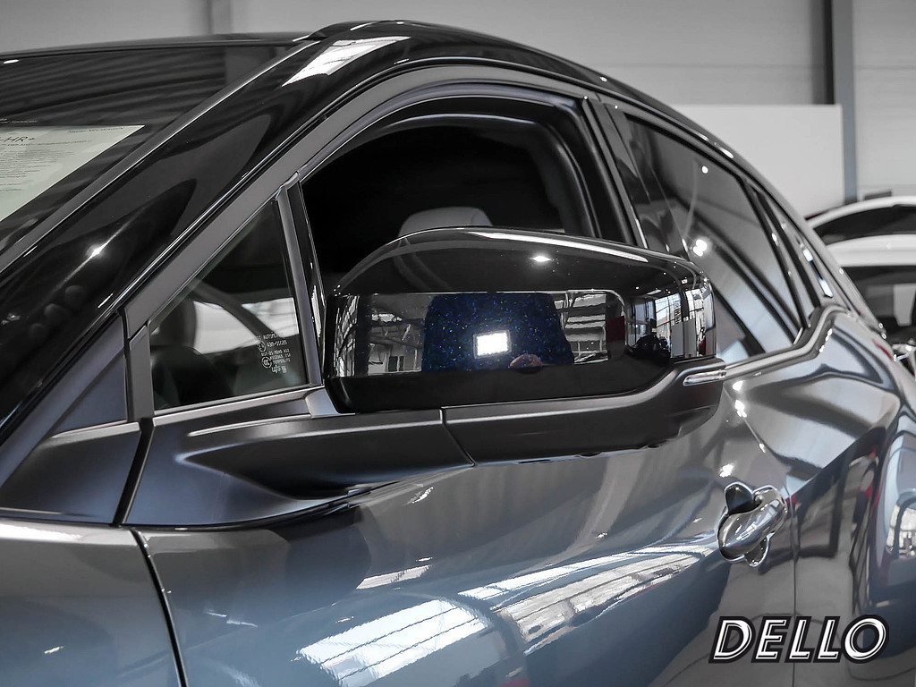 Fahrzeugansicht TOYOTA C-HR+ Lounge - Bild 31