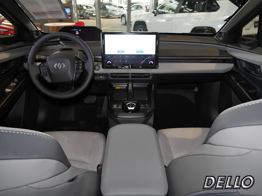 Fahrzeugansicht TOYOTA C-HR+ Lounge - Bild 43