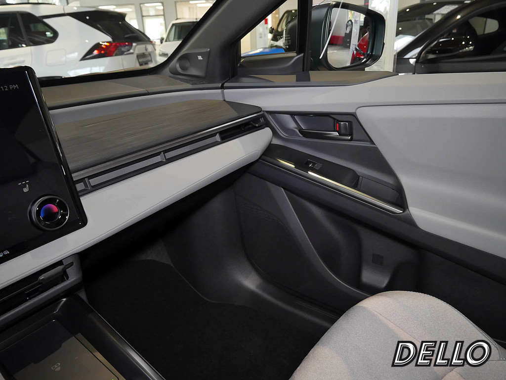 Fahrzeugansicht TOYOTA C-HR+ Lounge - Bild 26