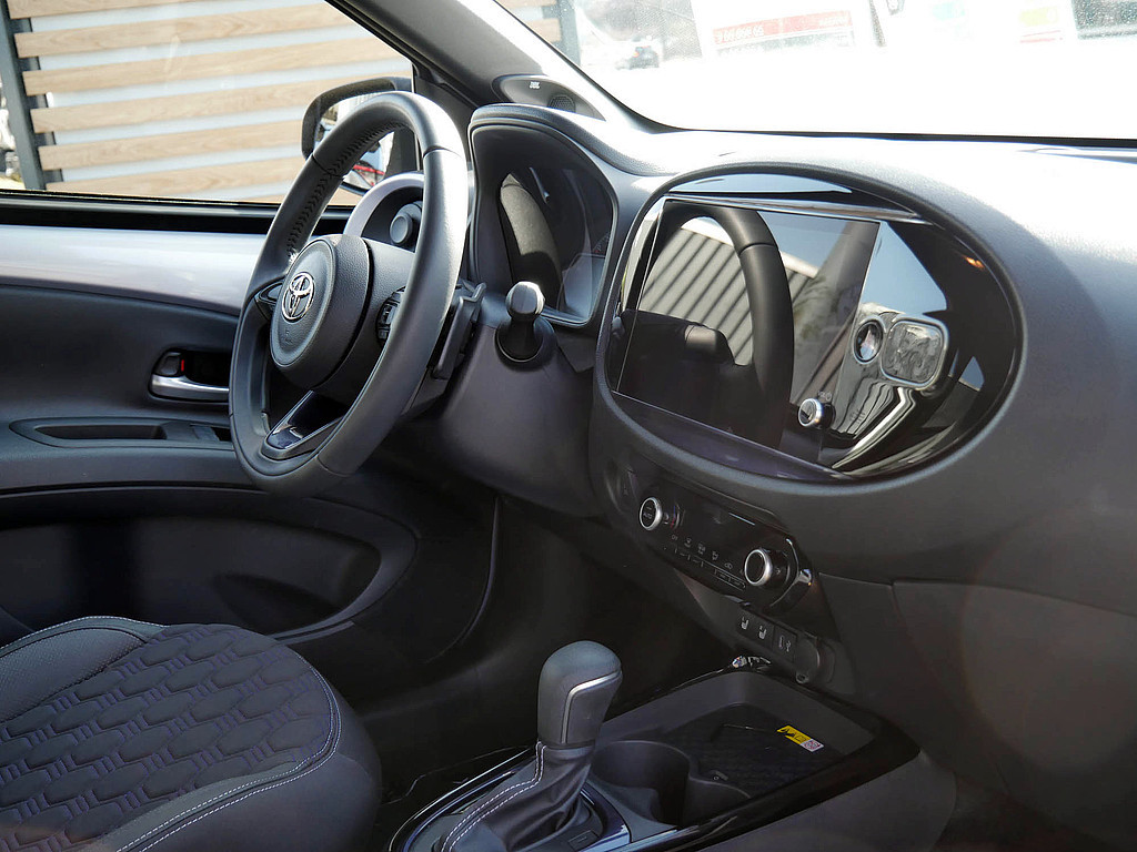 Fahrzeugansicht TOYOTA Aygo X 1.0 JBL Edition - Bild 32