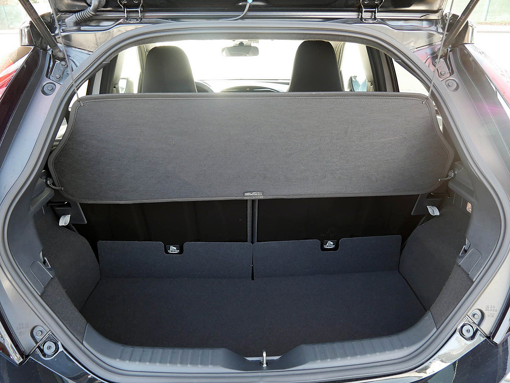 Fahrzeugansicht TOYOTA Aygo X 1.0 JBL Edition - Bild 9