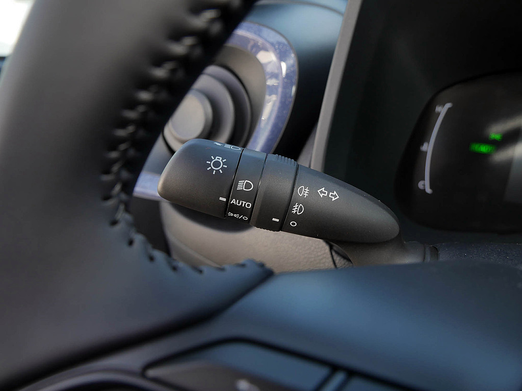 Fahrzeugansicht TOYOTA Aygo X 1.0 Teamplayer - Bild 25