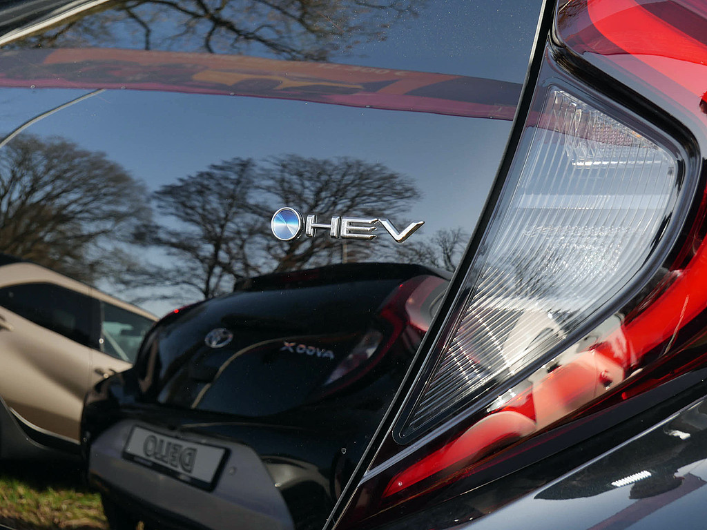 Fahrzeugansicht TOYOTA Aygo X 1.0 Teamplayer - Bild 9