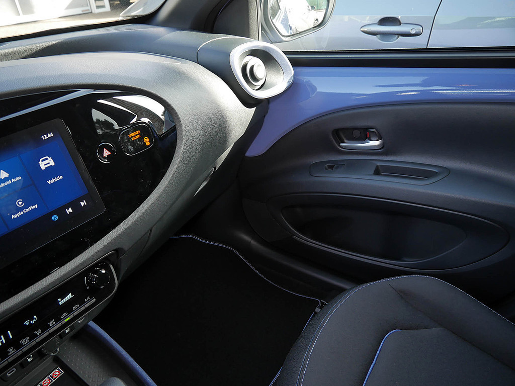 Fahrzeugansicht TOYOTA Aygo X 1.0 Teamplayer - Bild 20