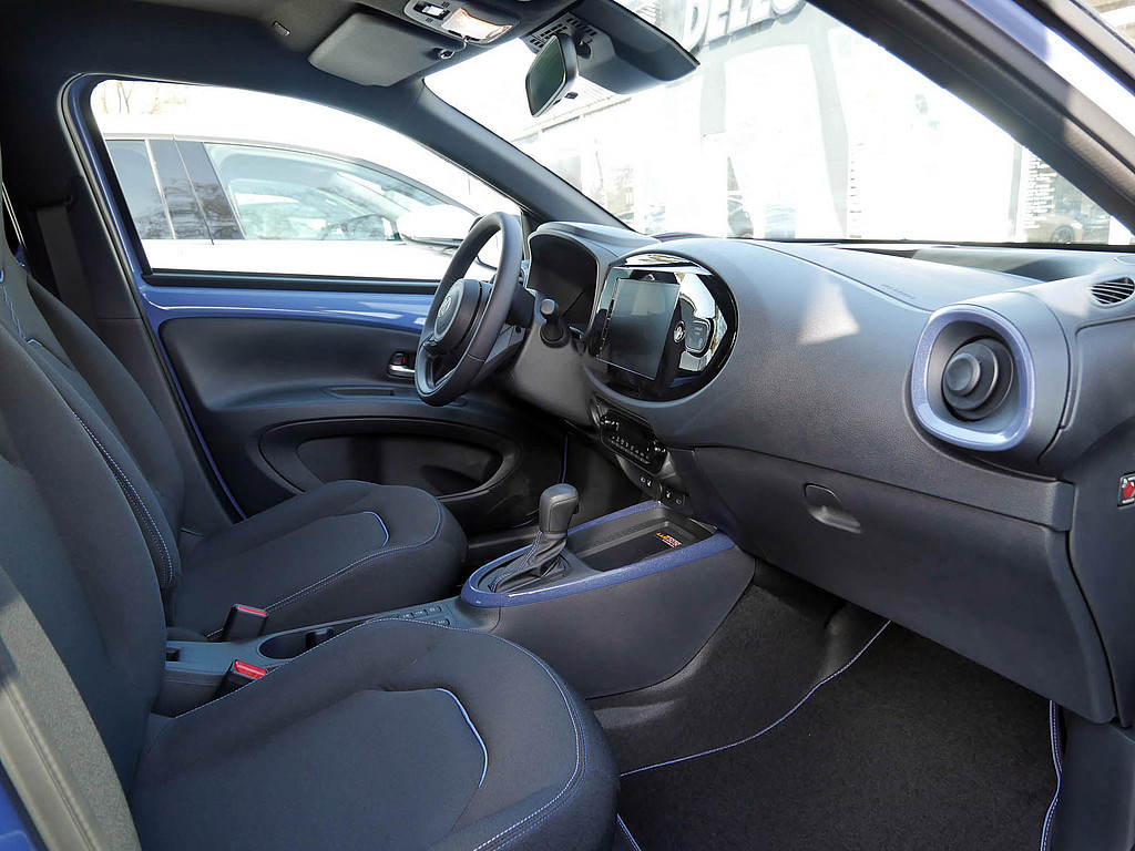 Fahrzeugansicht TOYOTA Aygo X 1.0 Teamplayer - Bild 39