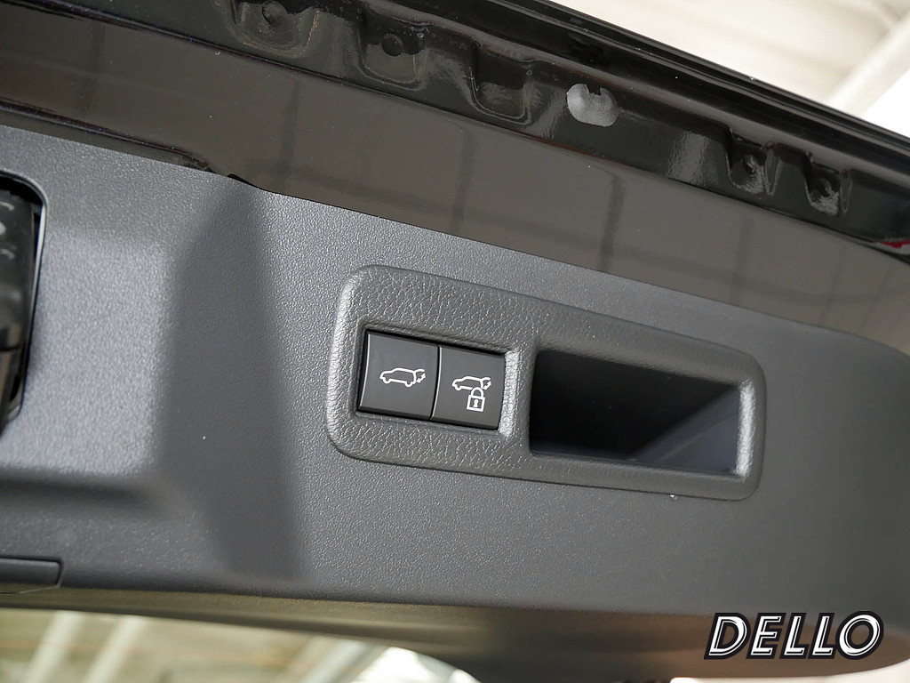 Fahrzeugansicht TOYOTA C-HR+ Lounge - Bild 9