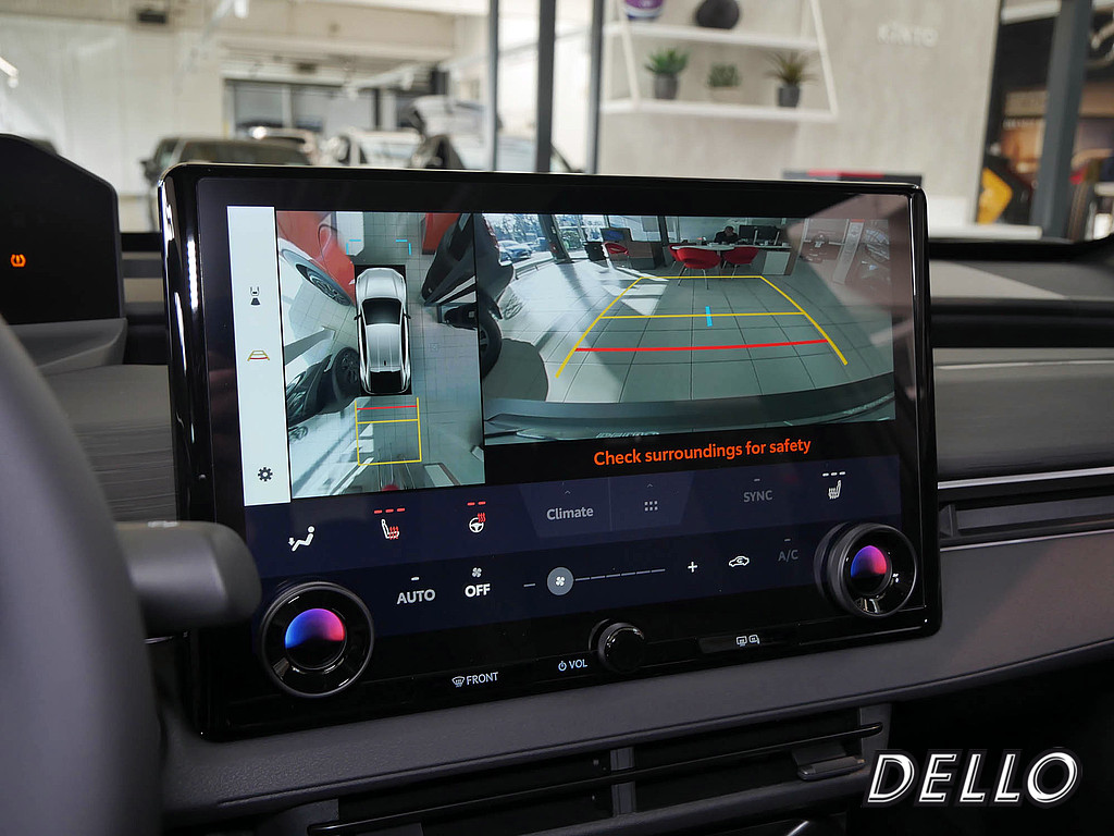 Fahrzeugansicht TOYOTA C-HR+ Lounge - Bild 15