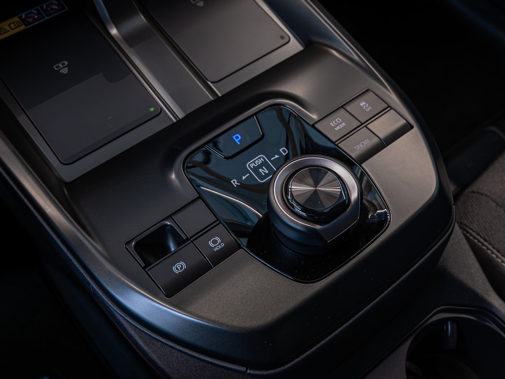 Fahrzeugansicht TOYOTA C-HR + Teamplayer - Bild 20