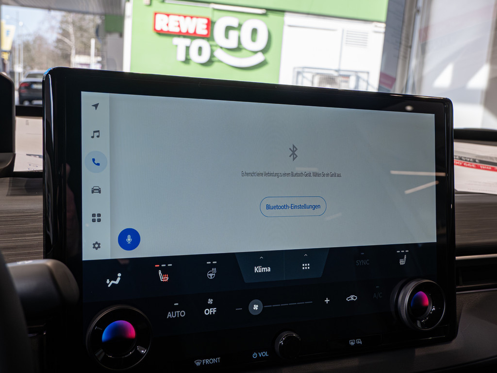 Fahrzeugansicht TOYOTA C-HR + Teamplayer - Bild 16