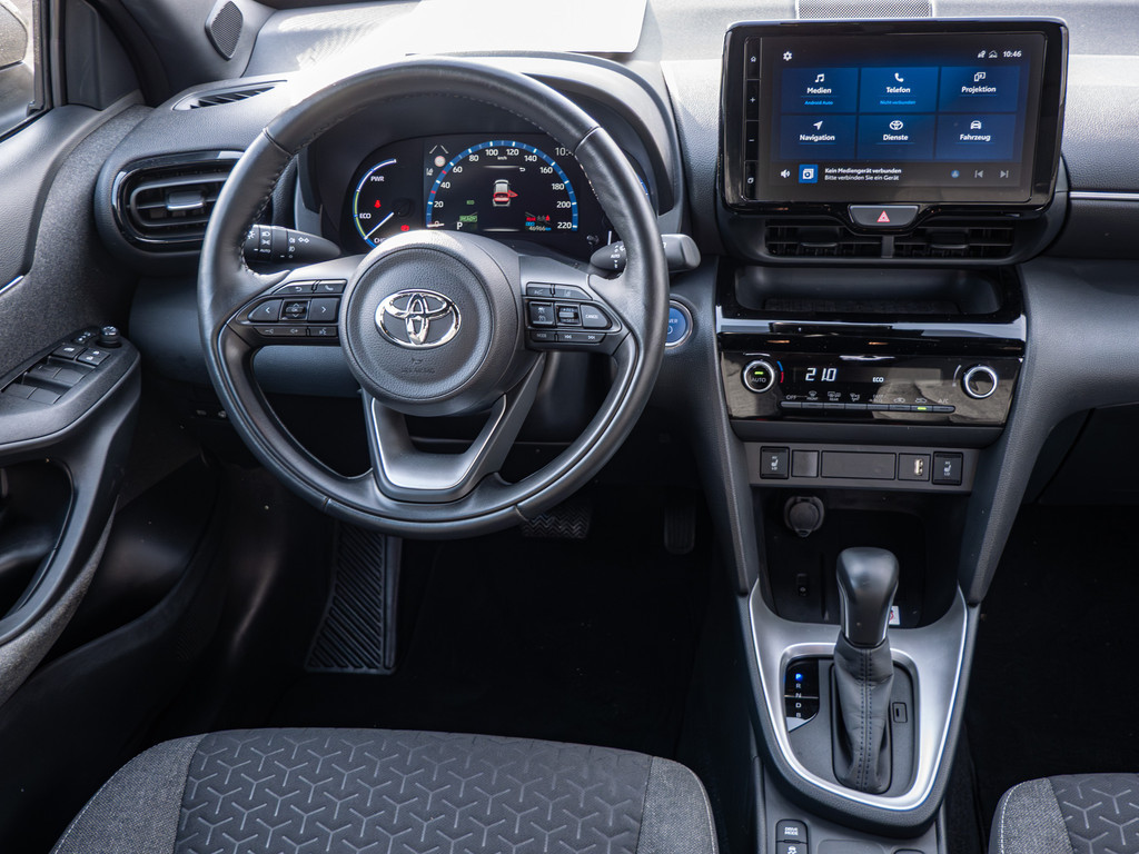 Fahrzeugansicht TOYOTA Yaris Cross Hybrid Team D - Bild 10